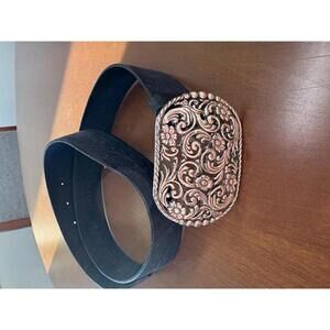NINE WEST TOOLED LEATHER BELT WITH WESTERN STYLE BUCKLE; LARGE